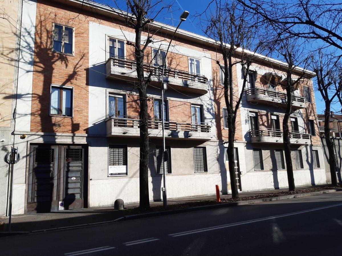 Luxe Apartment Near Milano, Rho Fiera E Mxp Busto Arsizio Exterior photo