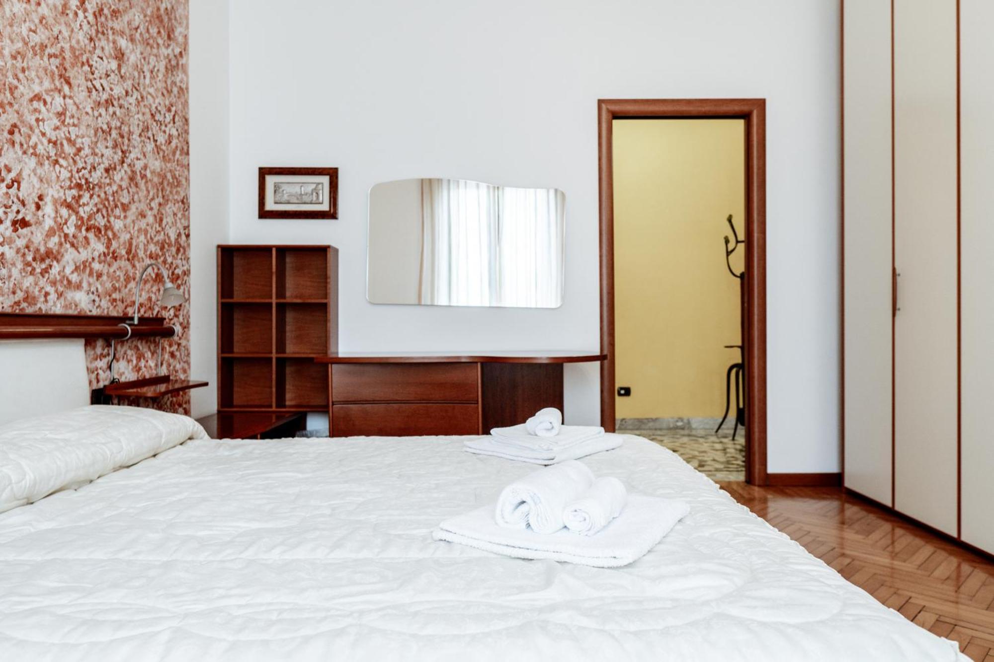 Luxe Apartment Near Milano, Rho Fiera E Mxp Busto Arsizio Exterior photo